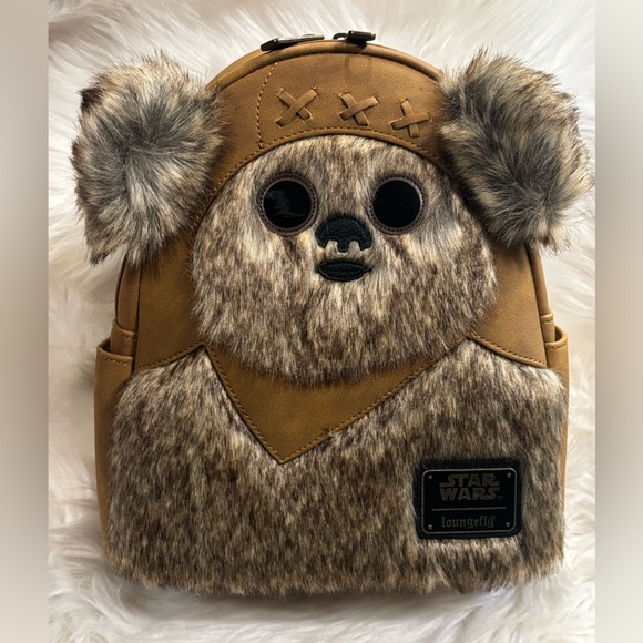 Loungefly Star Wars Wicket EWOK Backpack Faux Suede Fur. Retired Very Rare